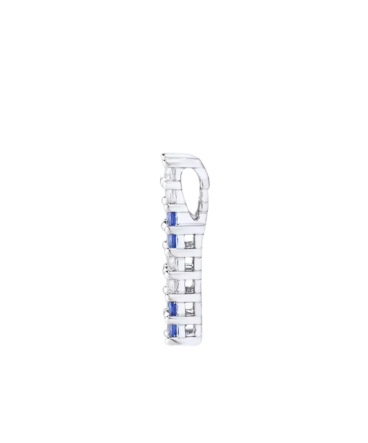 Sterling Silver pendant with zircons