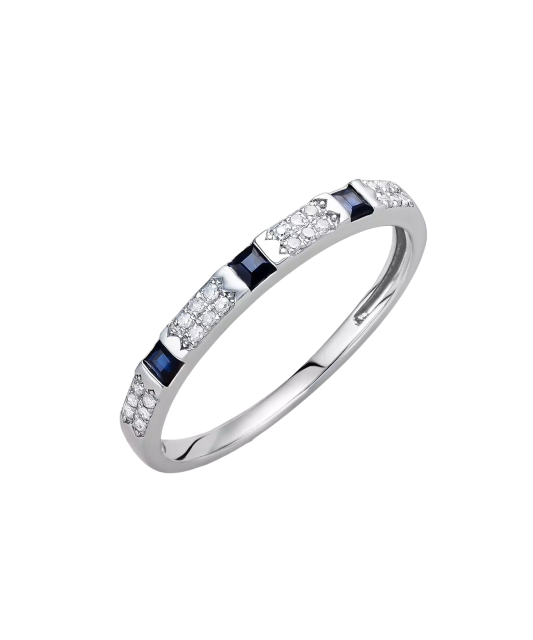 White gold ring with sapphire and diamonds