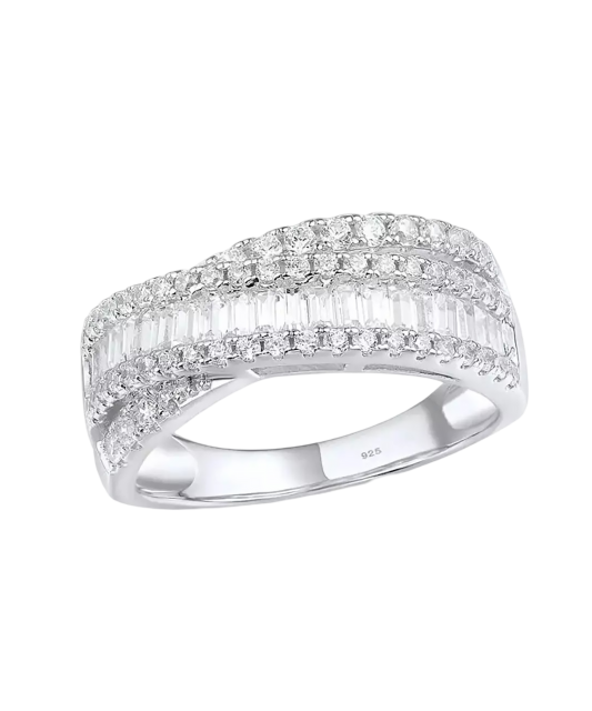 Sterling silver ring with zircons