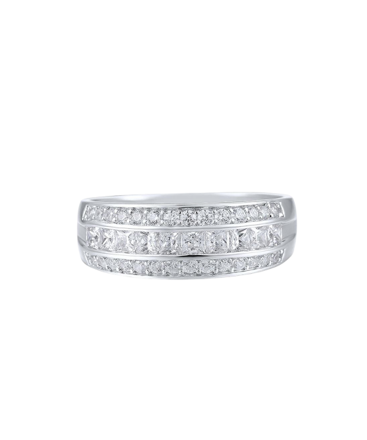 Sterling silver ring with zircons