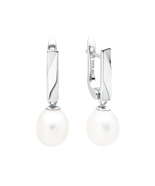 Sterling silver earrings with pearls