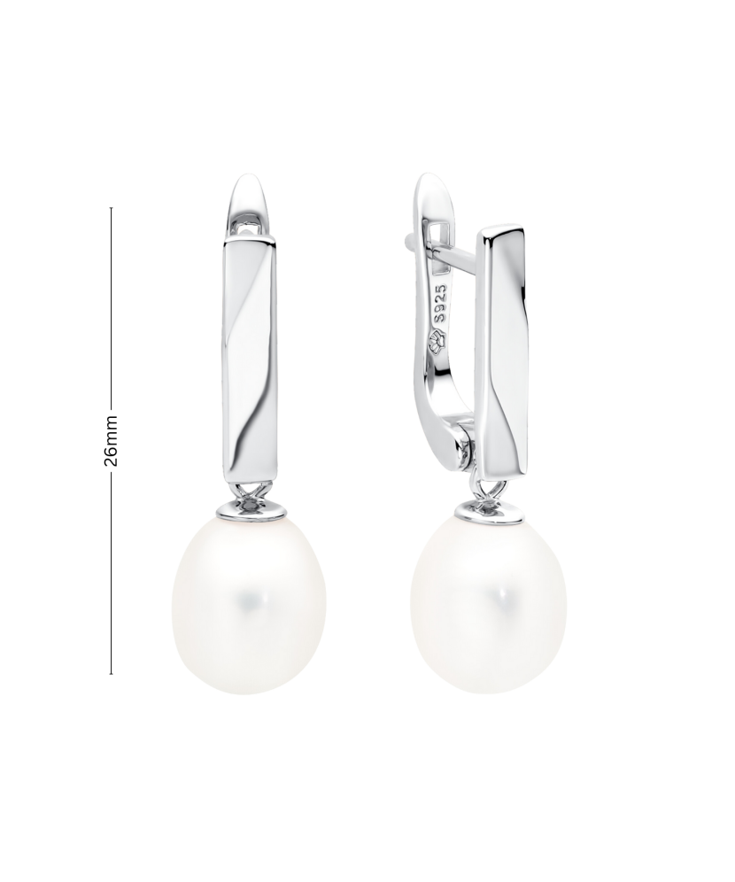 Sterling silver earrings with pearls Sterling silver earrings with pearls