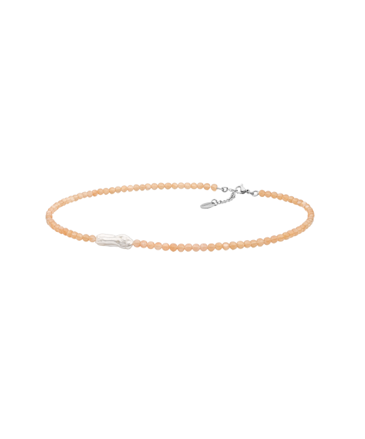 Necklaces With moonstones and pearl