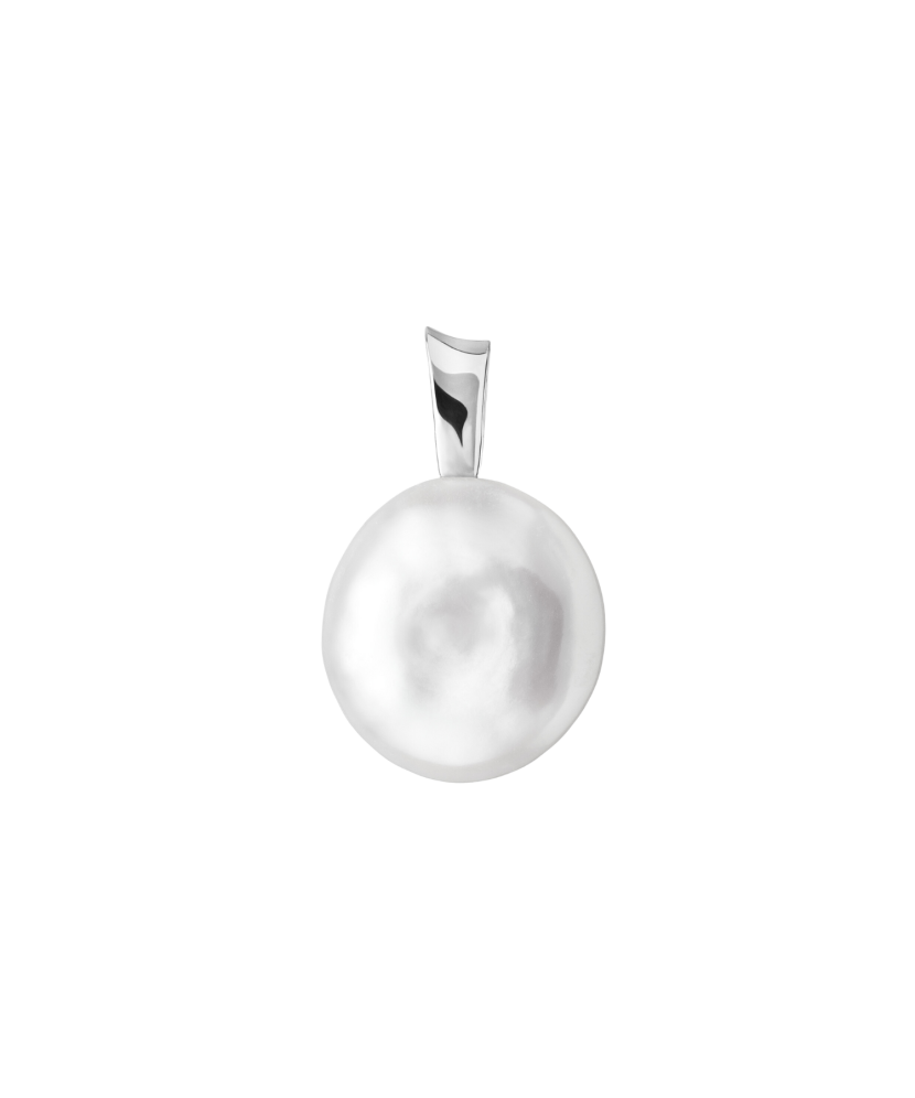 Sterling silver pendant with pearl