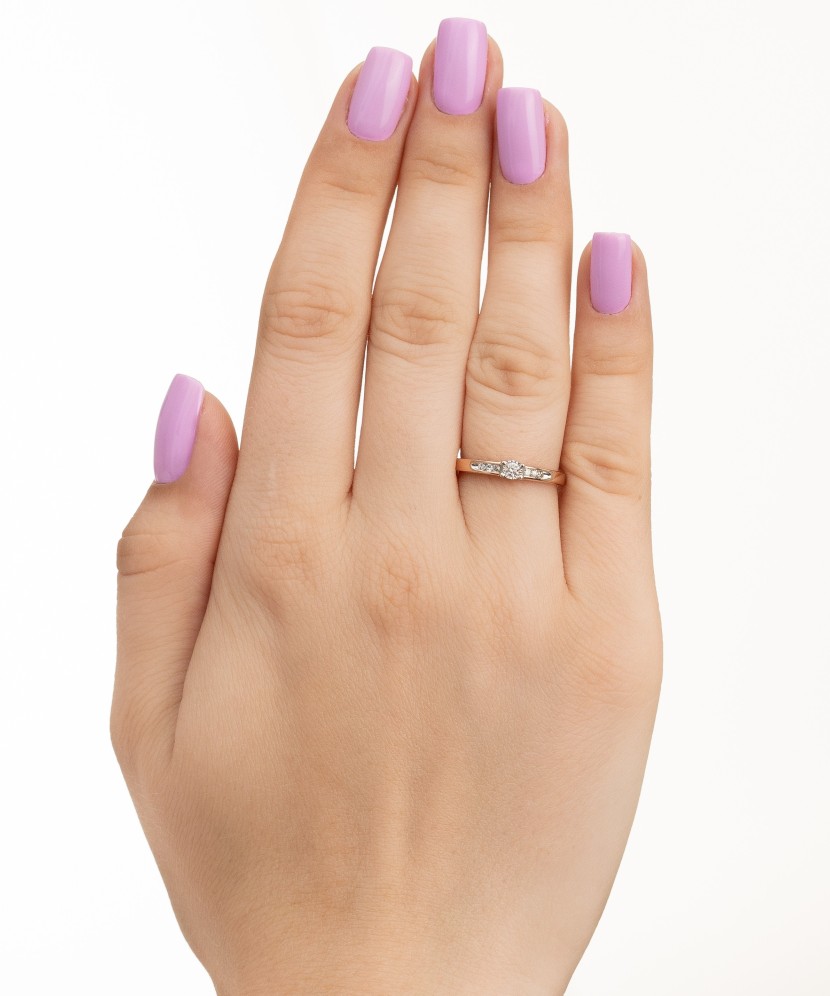 Золотое кольцо с алмазами Золотое кольцо с алмазами