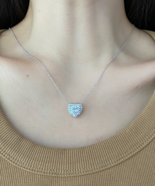 Серебряная цепочка с подвеской из циркона "Сердечко"