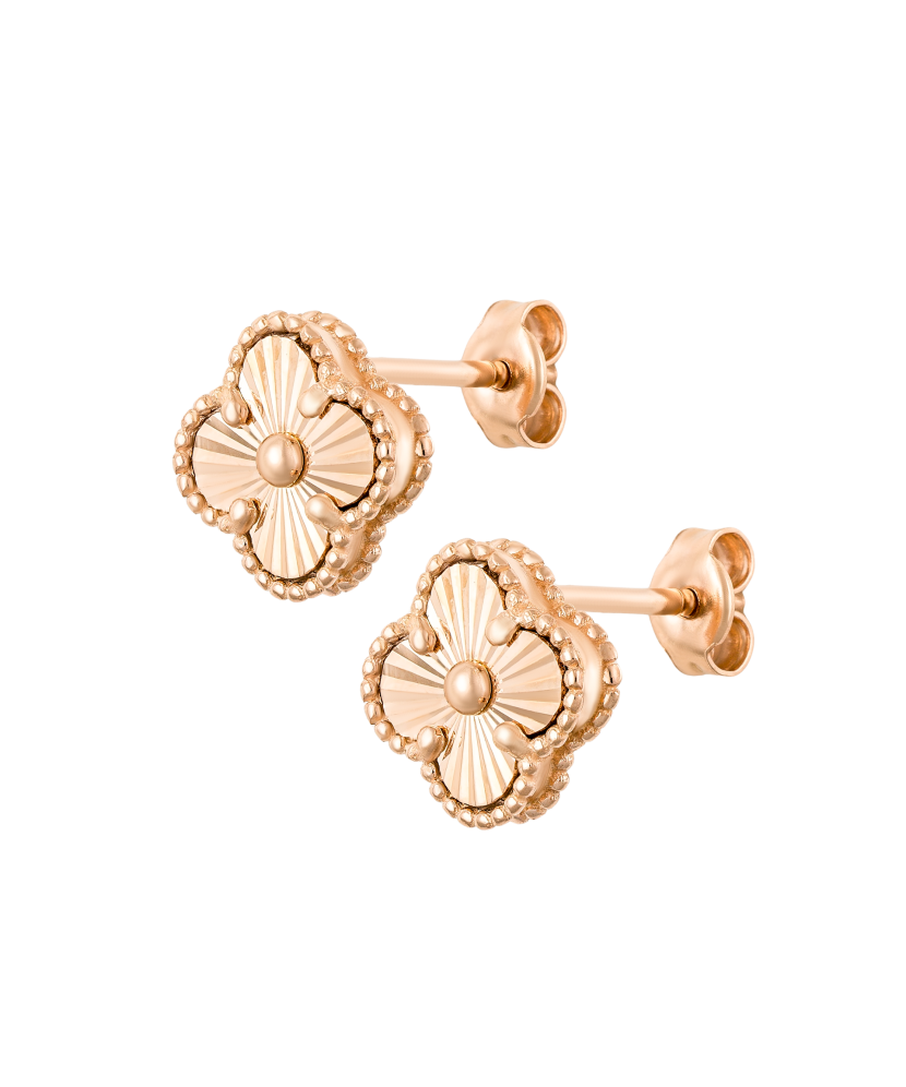 Gold earrings Gold earrings