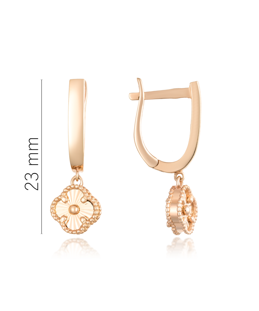 Gold earrings Gold earrings