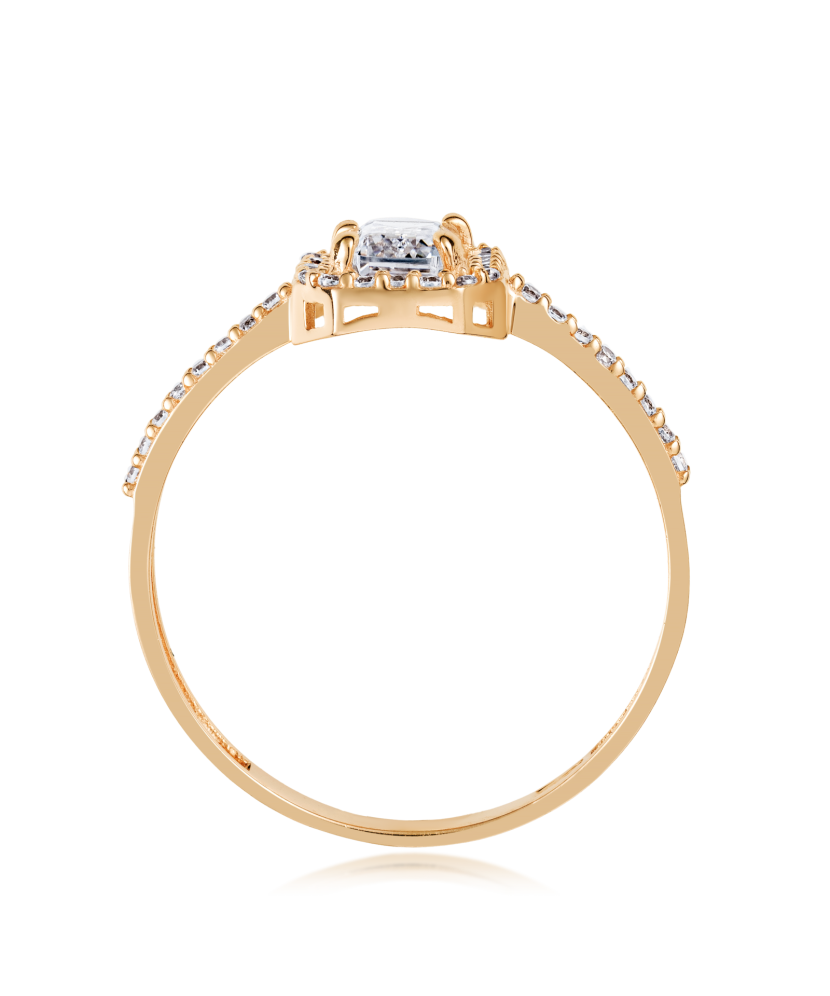 Gold ring with zircons