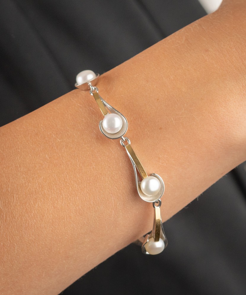 Браслет из позолоченного серебра с цирконами Браслет из позолоченного серебра с цирконами