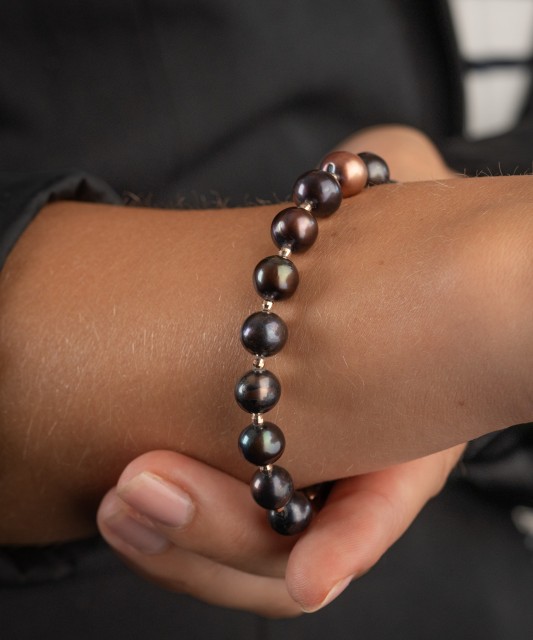 Pearl braceletwith gold