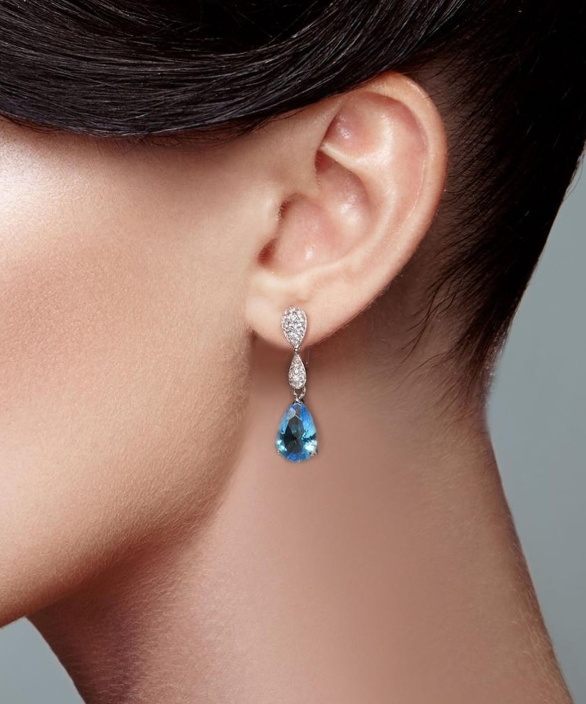 Sterling silver earrings with zircons