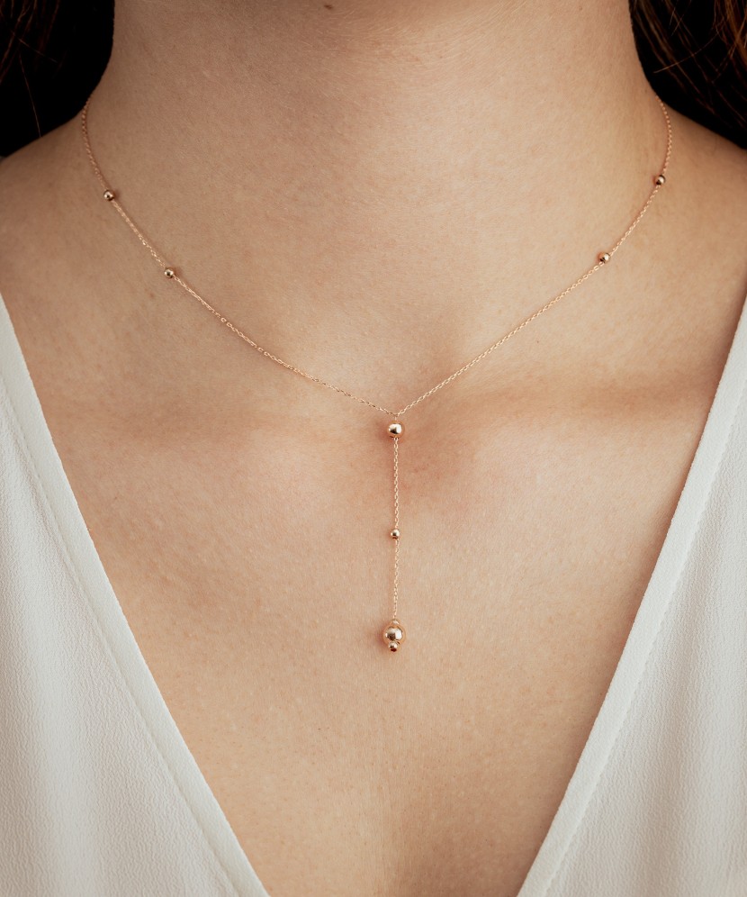 Двойная золотая цепочка с подвесками Двойная золотая цепочка с подвесками