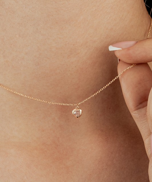 Gold chain with zirconium pendant "Heart"