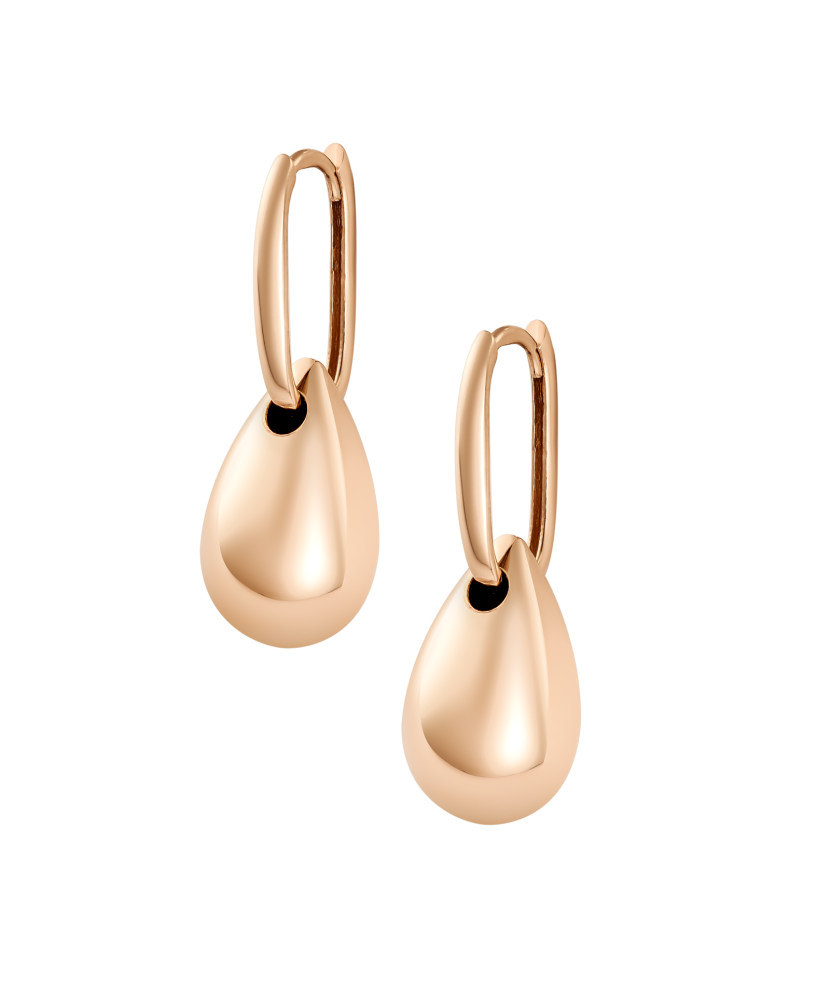 Gold earrings Gold earrings