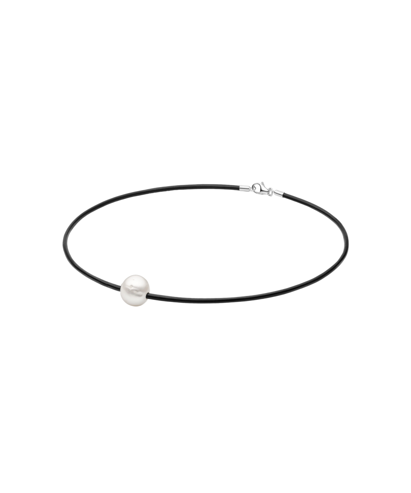 Leather chain with pearl