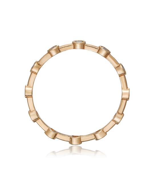 Gold ring with zircons