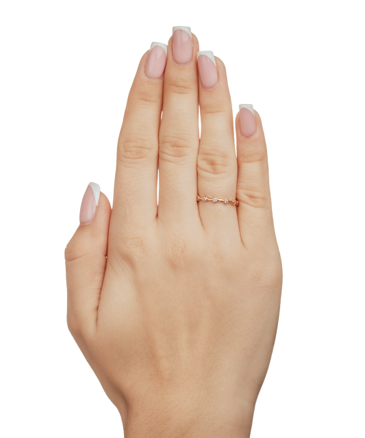 Gold ring with zircons