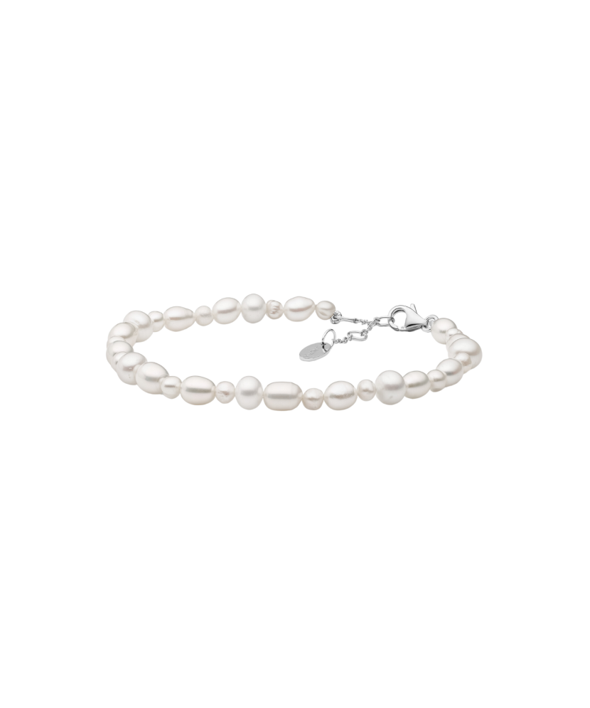 Pearl bracelet with silver