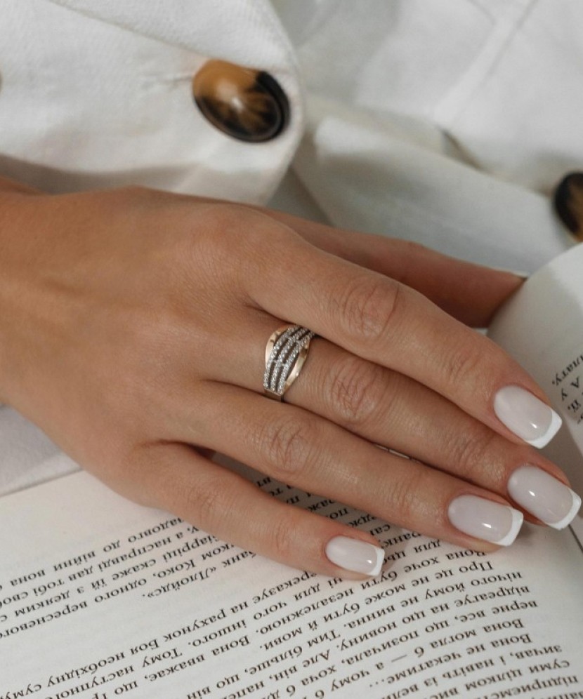 Sterling silver ring gold plated with zircons