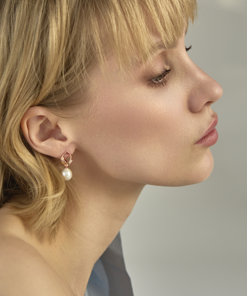 Gilded sterling silver earrings with pearls Gilded sterling silver earrings with pearls