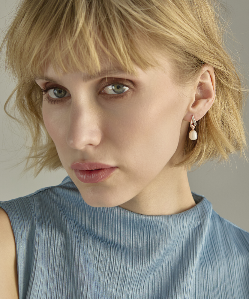 Gilded sterling silver earrings with pearls and zircons Gilded sterling silver earrings with pearls and zircons