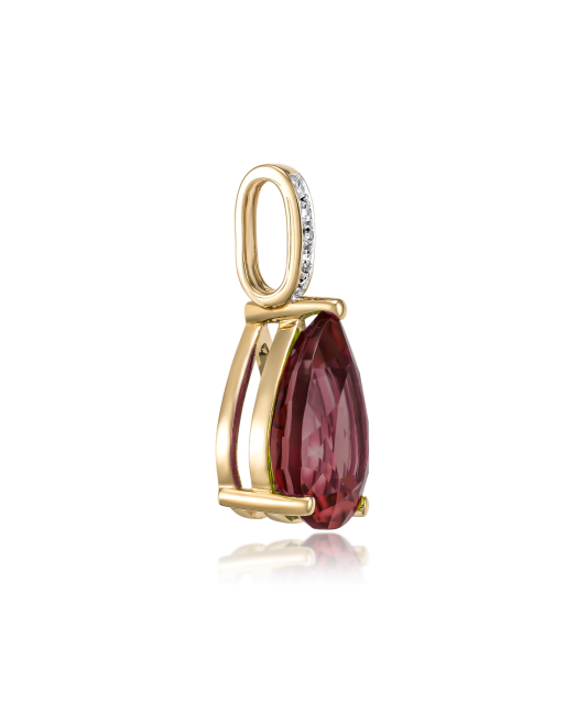 Yellow gold pendant with diamonds and garnet