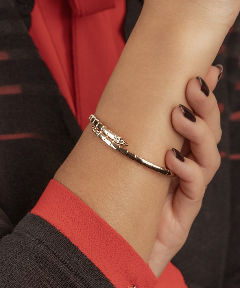 Золотой браслет с цирконами