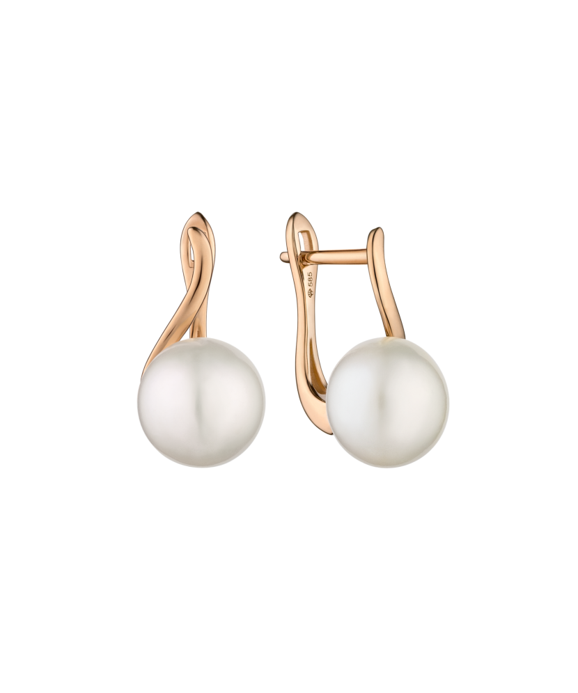 Gold earrings with pearls Gold earrings with pearls