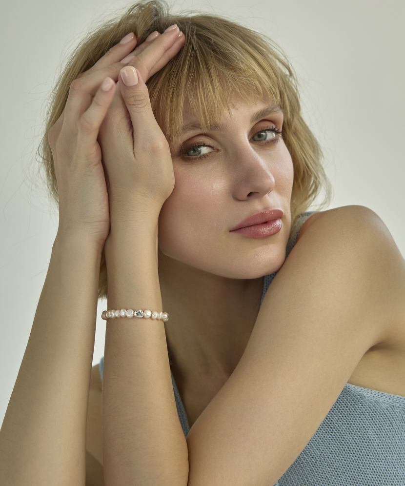 Браслет с жемчугом и серебром