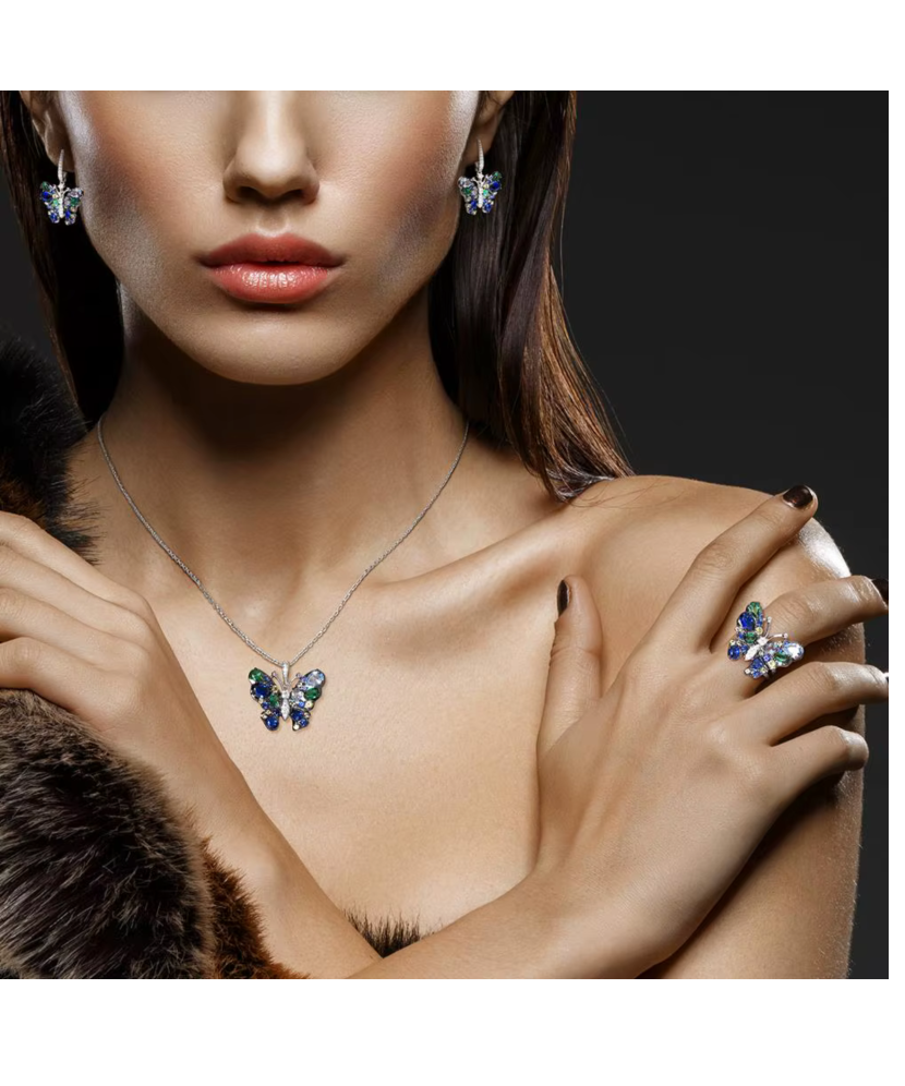 Серьги из серебра с цирконами "Бабочка"