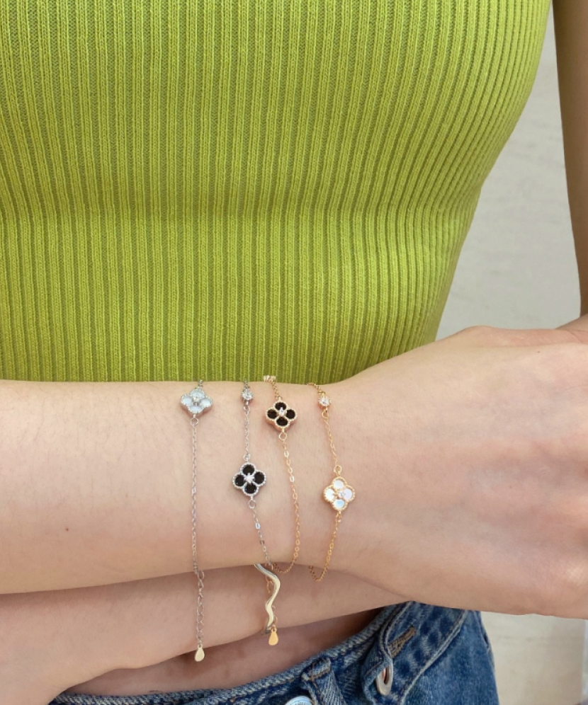 Gilded sterling Silver bracelet with enamel and zircons