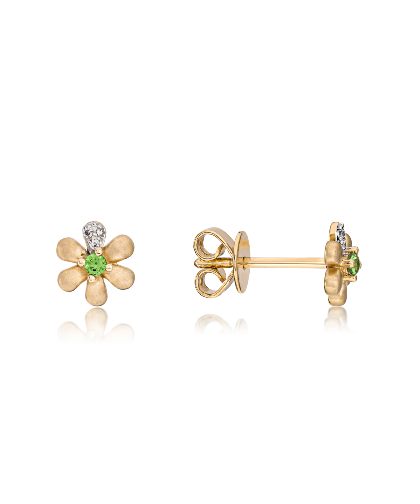Yellow gold earrings with diamonds and green garnet