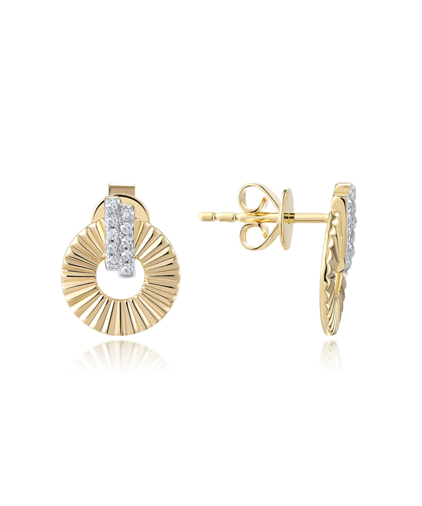 Yellow Gold earrings with diamonds