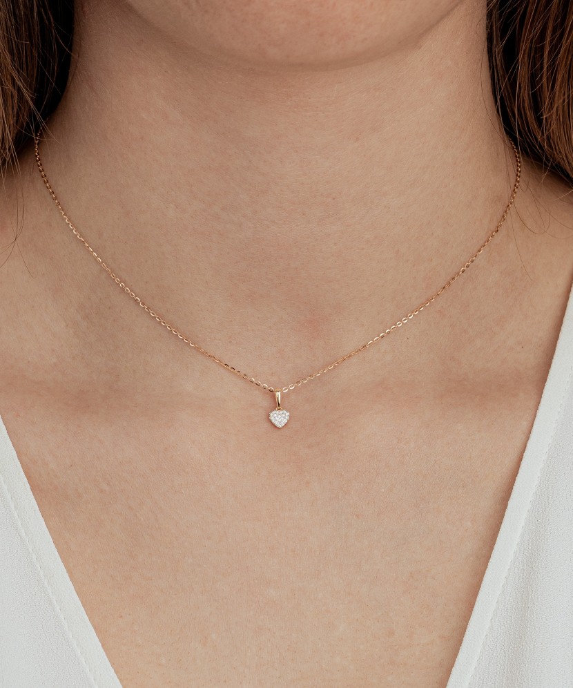 Подвеска из желтого золота с бриллиантами Подвеска из желтого золота с бриллиантами