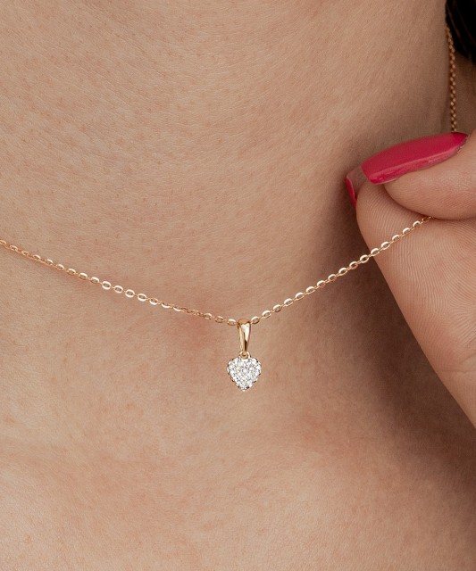 Yellow Gold pendant with diamonds