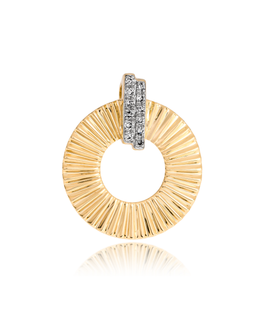 Yellow Gold pendant with diamonds