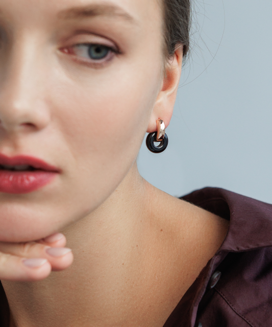 Gold-plated Silver earrings with onyx