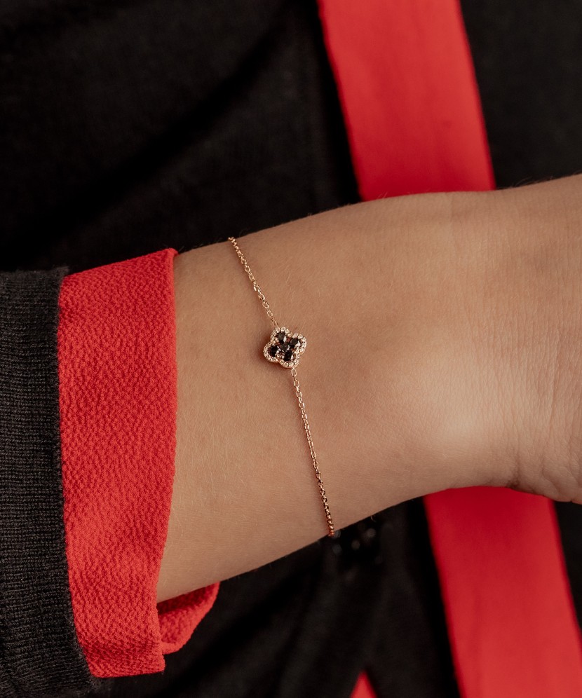 Gold bracelet with black diamonds Gold bracelet with black diamonds