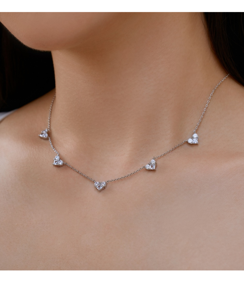 Sterling silver chain with zirconium pendant Sterling silver chain with zirconium pendant