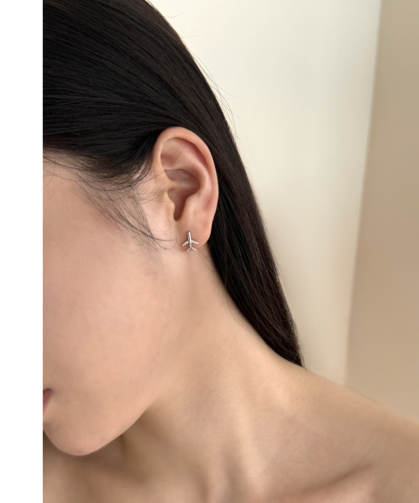 Серьги из серебра с цирконами