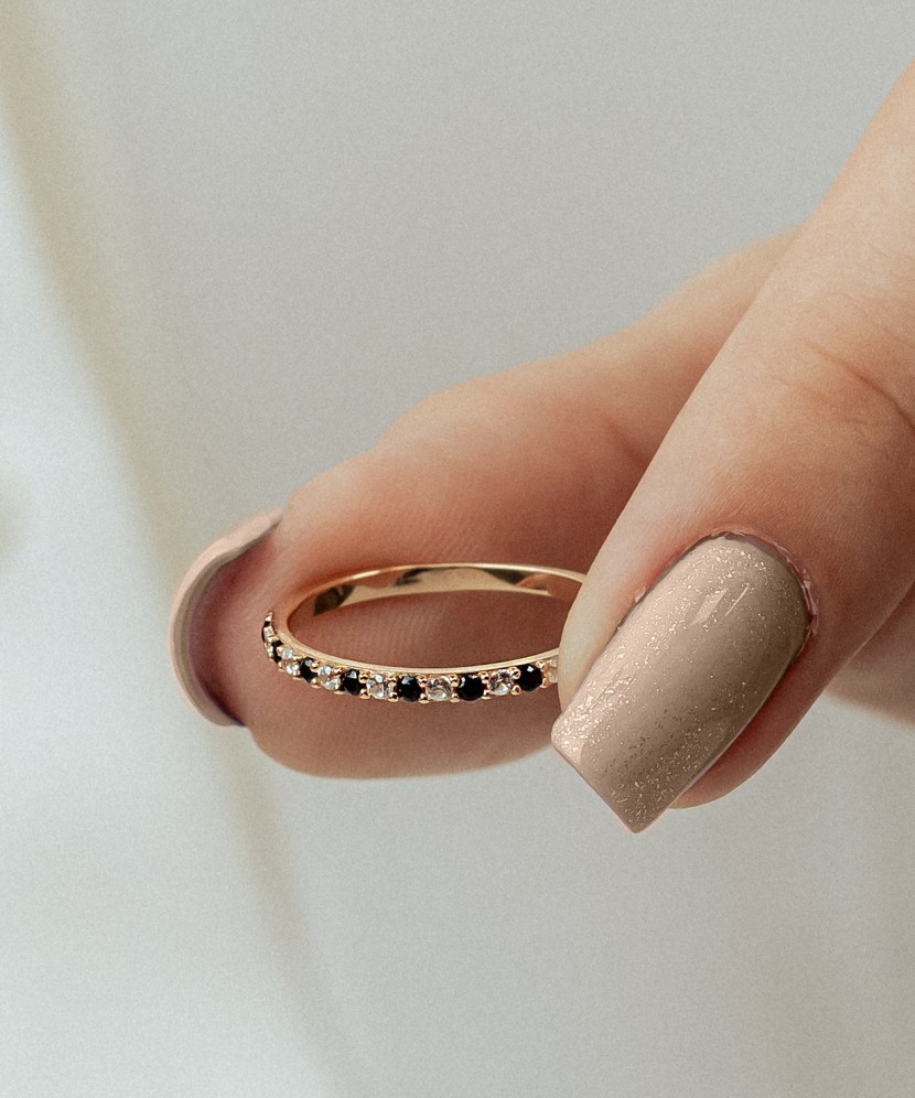 Золотое кольцо с цирконами