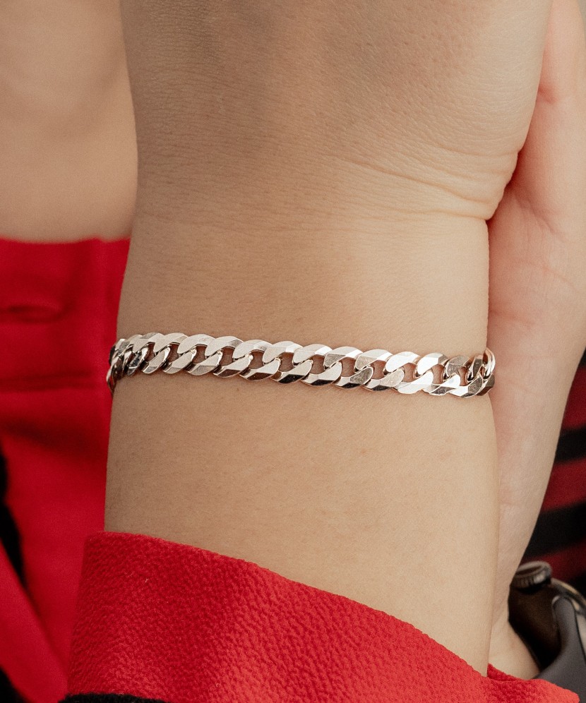 Sterling Silver bracelet plated with rhodium"Curb" 6.7mm
