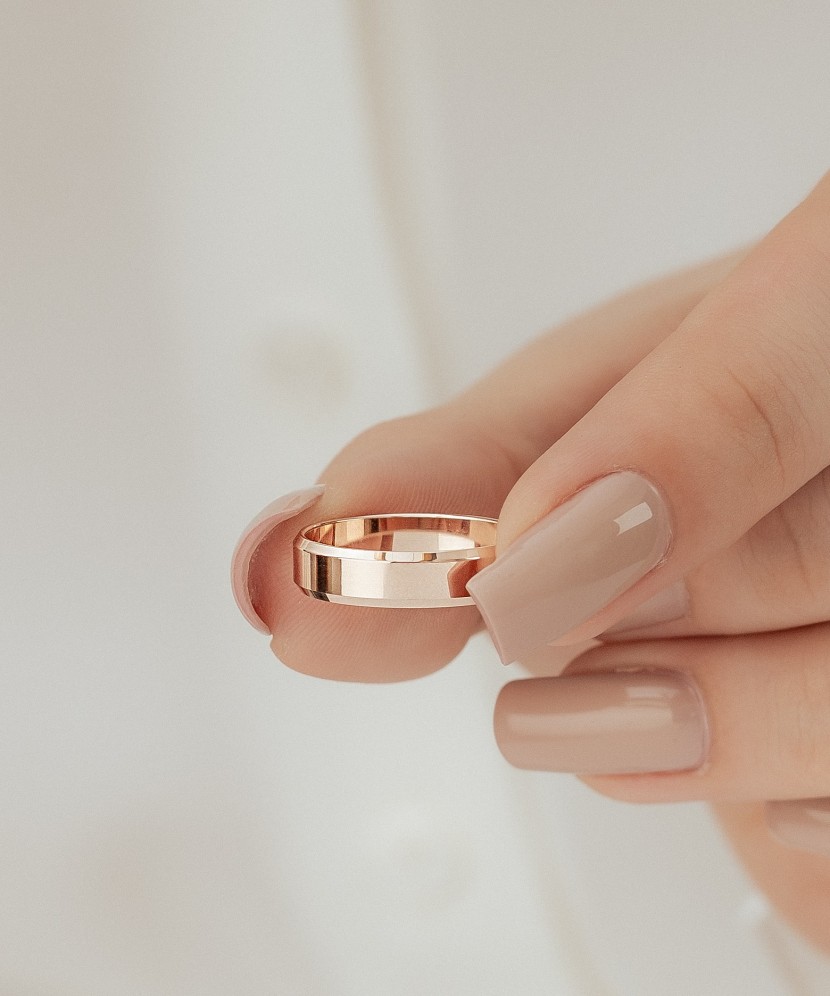 Gold wedding ring 4.5mm with comfort - 9K