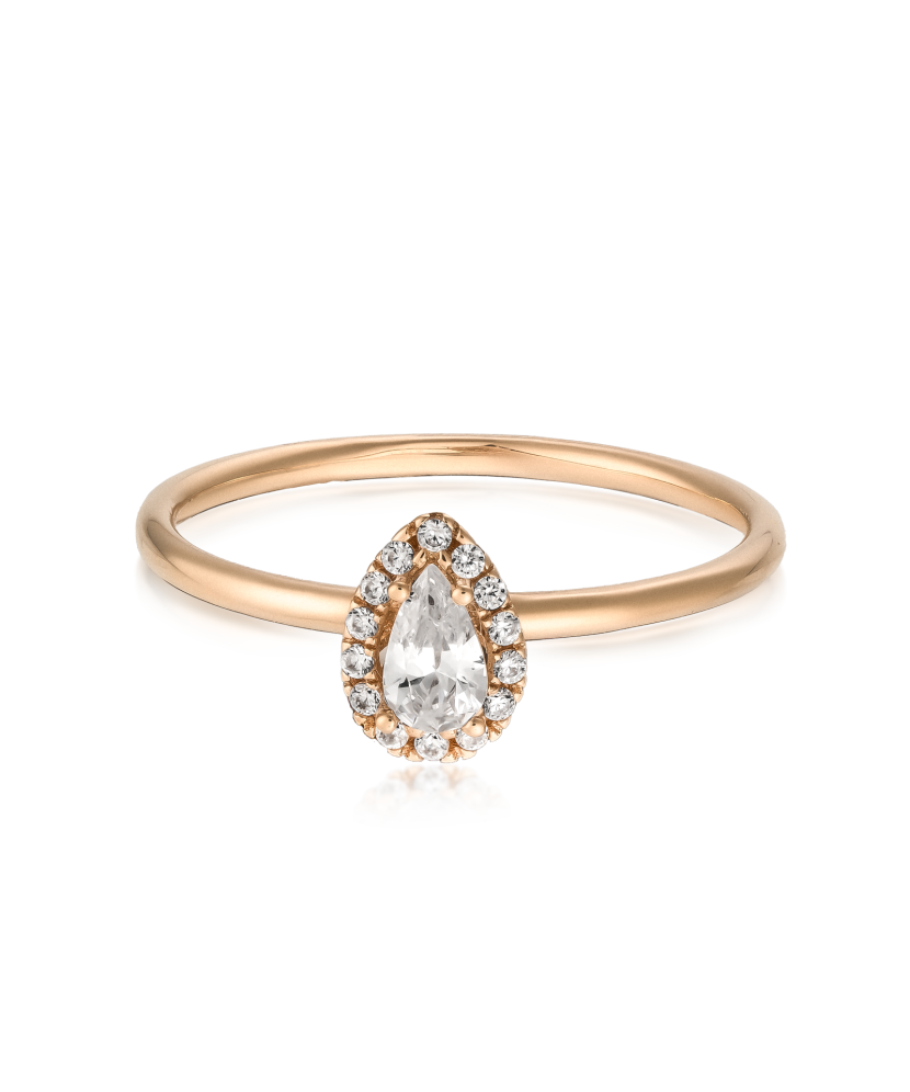 Gold ring with zircons