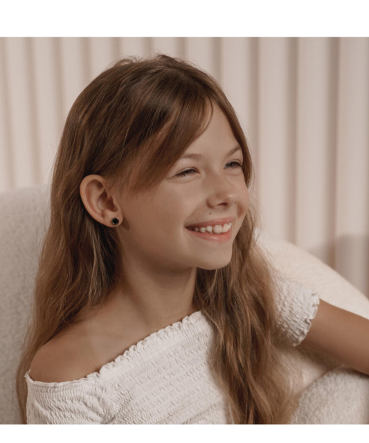 Sterling silver earrings gold plated with onyx