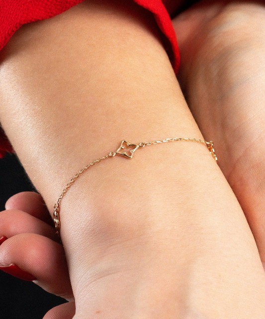 Gold bracelet