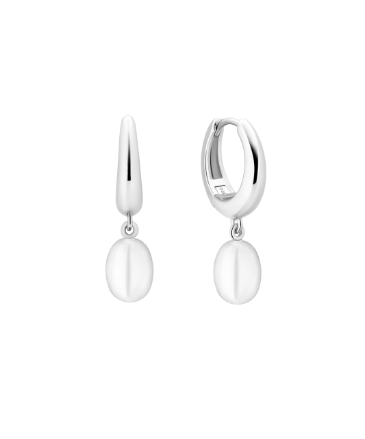 Sterling silver earrings with pearls