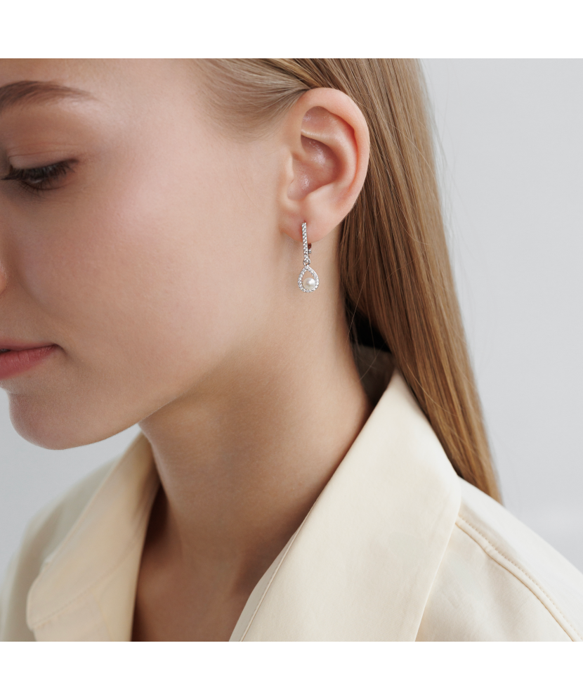 Sterling silver earrings with pearls and zircons