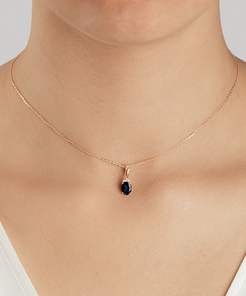 Золотой подвеска с цирконами